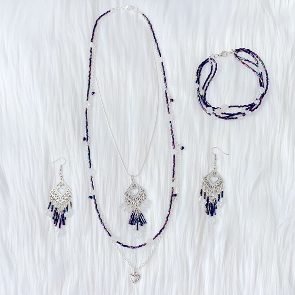 Jewelry Set With Silver Boho Heart And Multicolor Glass Beads - Picture 2 of 7
